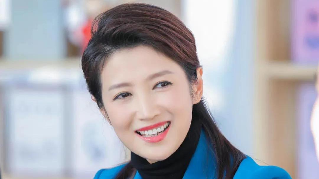 春妮|春妮：二婚嫁刚强，饭都是他做，41岁生一子也幸福