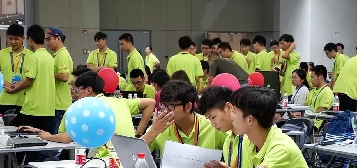 大学生|身体倍儿棒成错了？多家公司招聘要求：没阳的不要，大学生很无语