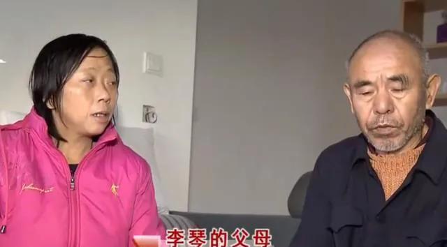 50岁大叔娶24岁媳妇,甘愿当上门女婿,为百万拆迁款下跪道歉