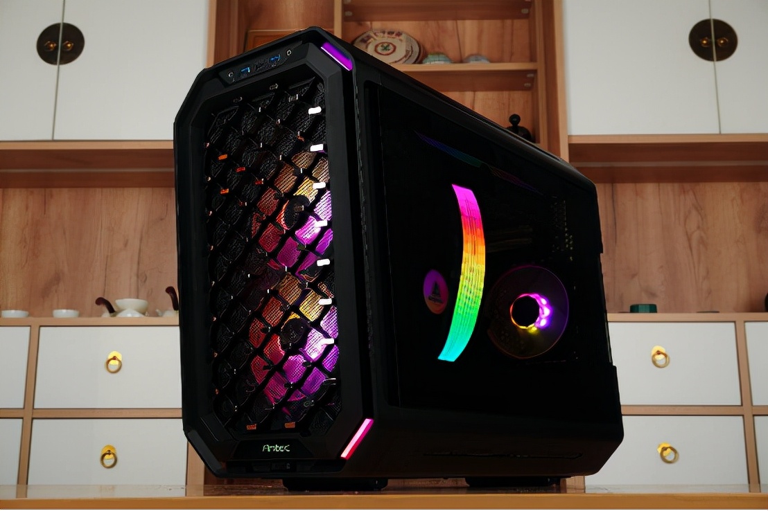 机箱|年终奖我帮各位想好去处了，快进来，我这里有好康的