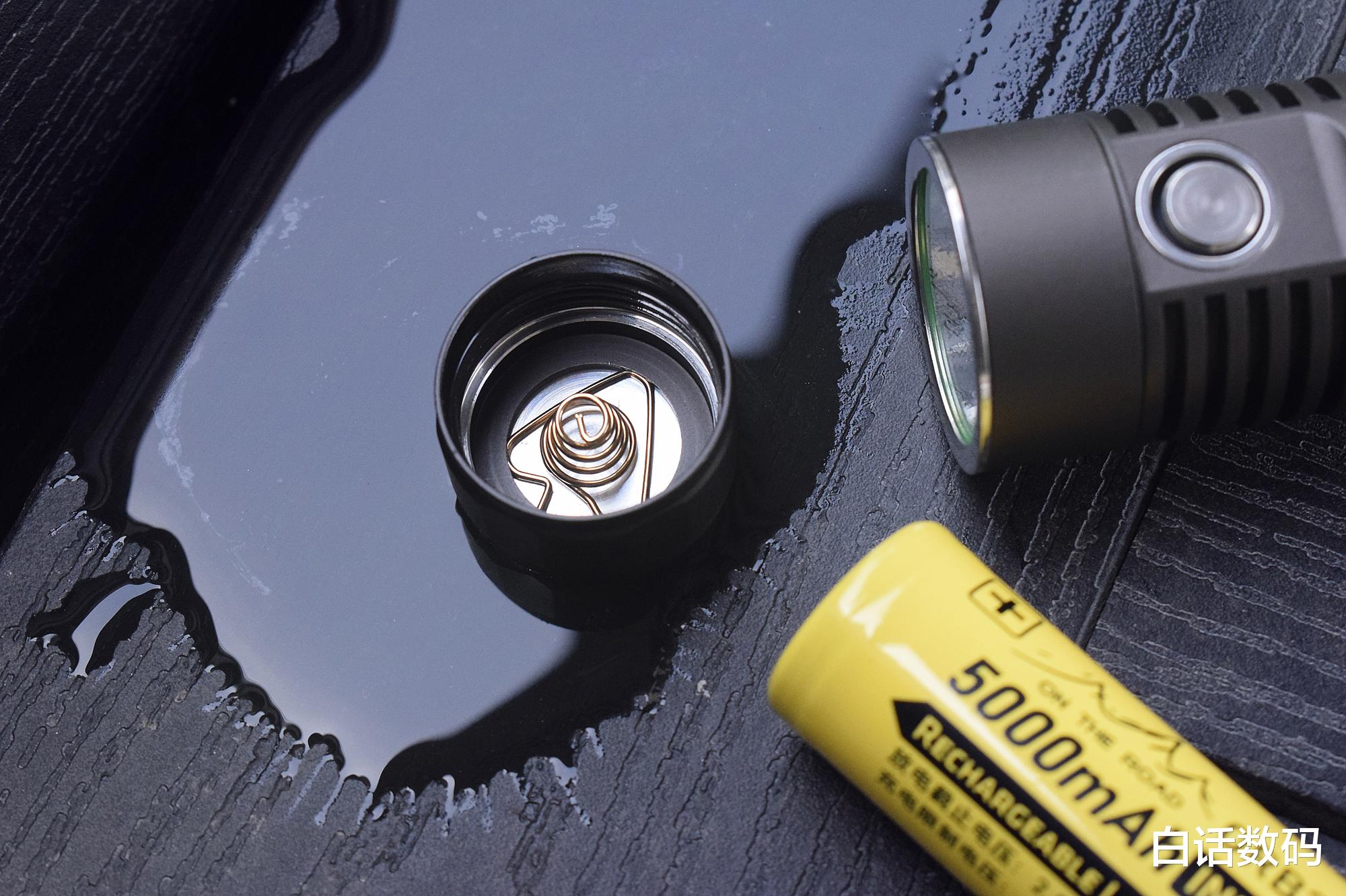 设计师|小巧易携，性能出色！在路上X4M直充21700小筒体验