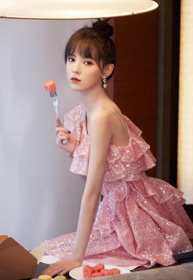 王思聪|盘点王思聪历届前女友:谁最好看谁混得最好?谁自甘堕落消声灭迹