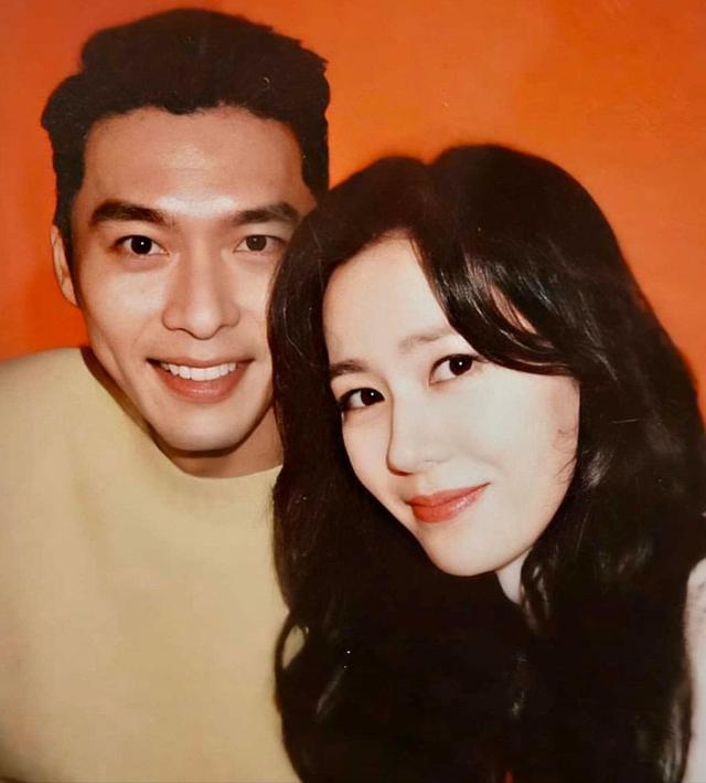 孙艺珍|40岁孙艺珍官宣婚讯后现身,穿着清凉身材纤瘦,钻戒耳环格外显眼