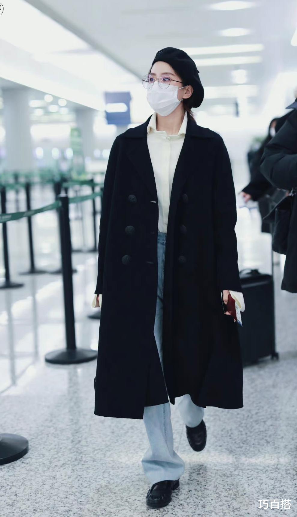 刘诗诗|刘诗诗穿搭优雅有诗意，穿驼色花卉套装贵气十足，女神气质没得说