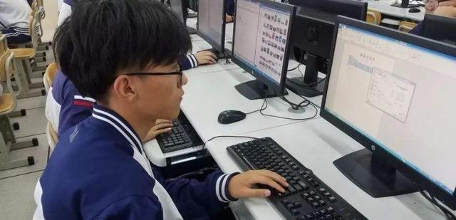 外卖小哥|北大教授姚洋：10年后3类职业或将消失，外卖小哥首先被“点名”