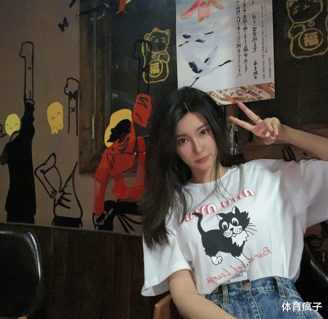 钟鹿纯|刘晓宇前任钟鹿纯晒日常！多位男性好友出现，网友嘲讽私生活不检点