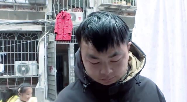 妻子偷遍村中邻居,丈夫无脸出门提出离婚,岳母:想离婚拿6万来