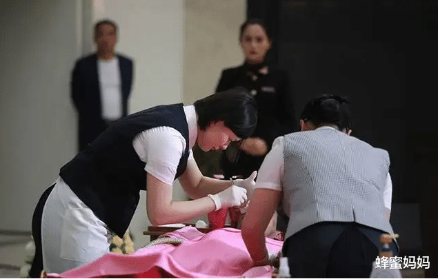 大学生|“殡仪馆”公开招聘，岗位虽冷门但薪资待遇好，专科生也可报考