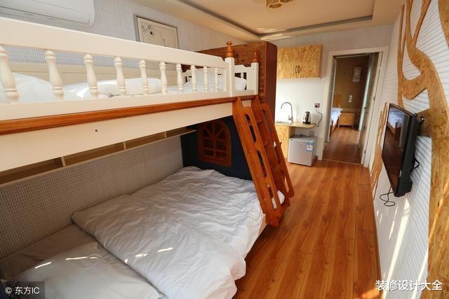 济南|谁还用水泥钢筋盖房，费钱！只要有块地，不用请工人，1月建别墅！