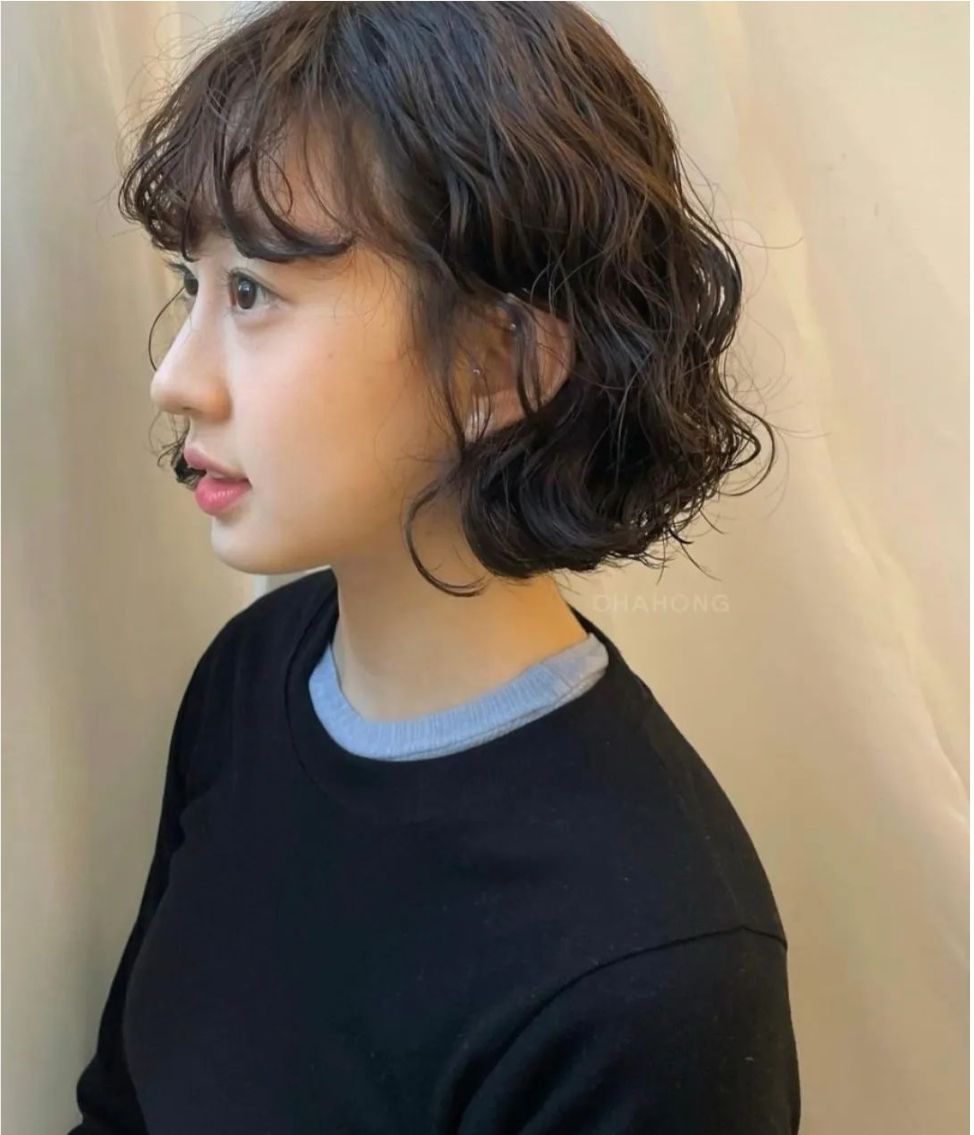 短发 夏天拒绝留长发，15款最火短发送给大家，不论直卷都很美