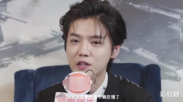 赵丽颖|深夜买醉，与友人一玩就是一夜，事业惨遭滑铁卢的他看开了？