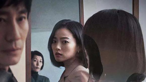 电影|同样玩悬疑，把《风平浪静》和《主播》放在一起比较差别就明显了