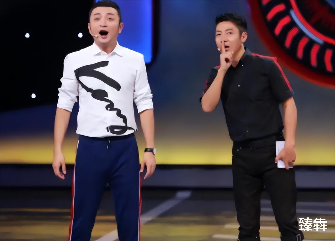 粉色|央视主持人尼格买提:30岁娶帕夏古丽,结婚9年没娃,他妻子呢?