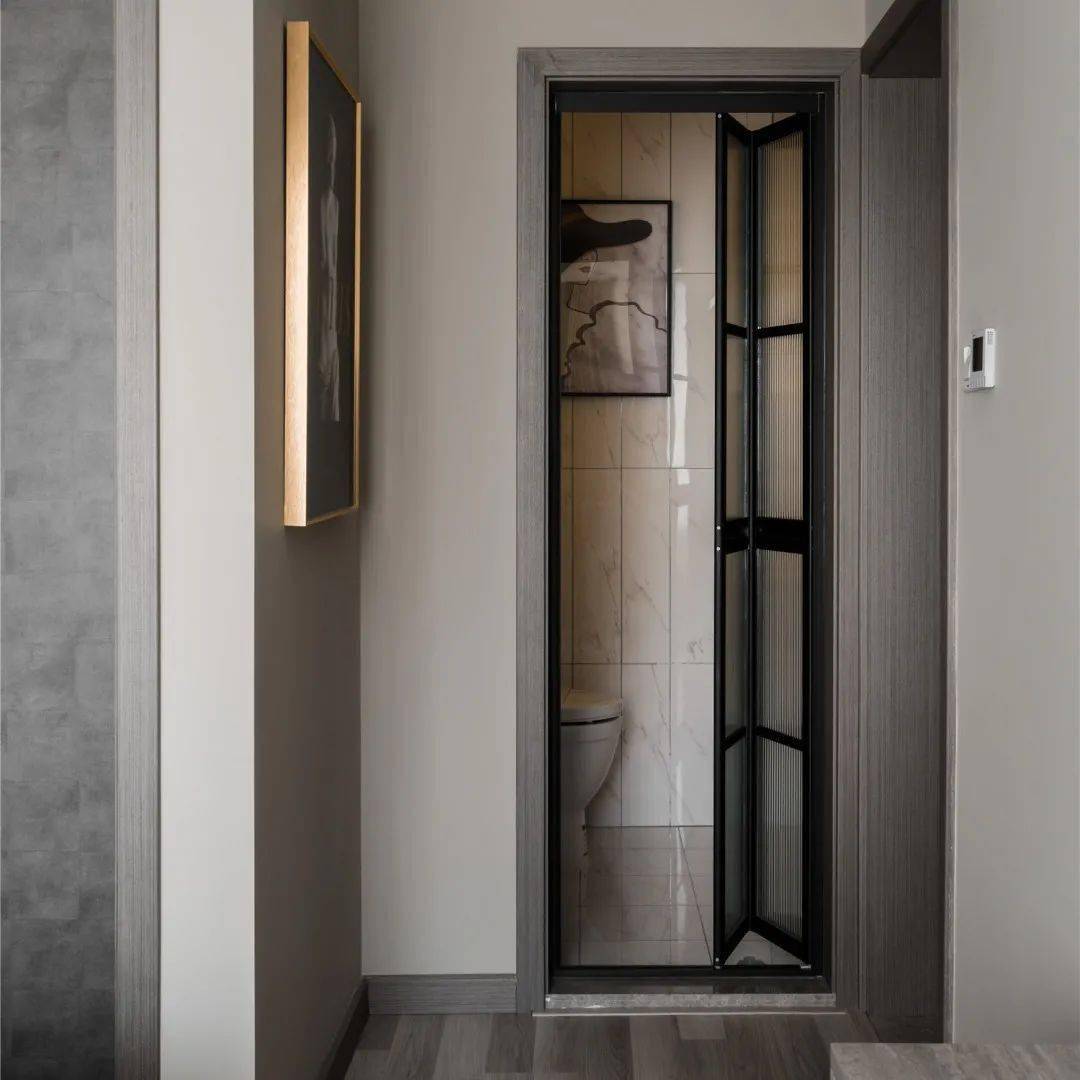 家里卫生间太小了?这样设计再小都不是问题