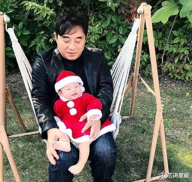 郑裕玲|64岁的郑裕玲,已经写好了她的结局,一生不婚不育爱钱到老