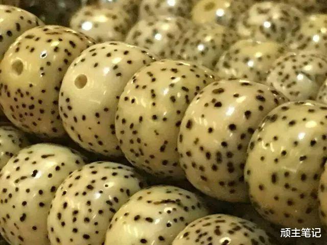 金刚菩提|星月,金刚等手串不要这样盘包浆会更好!