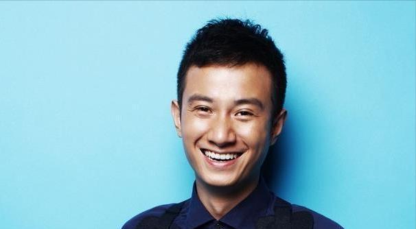 黑袍纠察队|文章携女深夜出门,穿36元上衣接地气,14岁爱马长相清纯似陈妍希