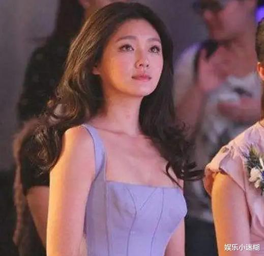 大S|张兰曝出孙子近照,大S让儿子给其比心,网友:算盘打得真好