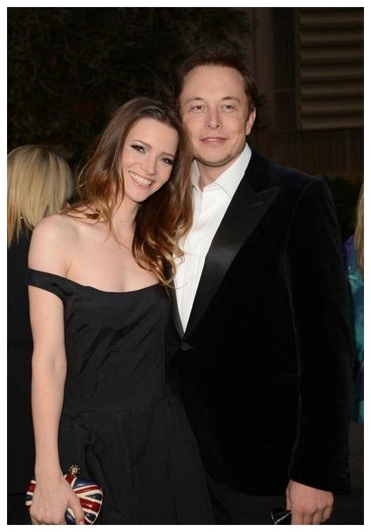 伊隆·马斯克|莱莉透露和马斯克首次约会细节：被邀请去他家，看他的“大火箭”