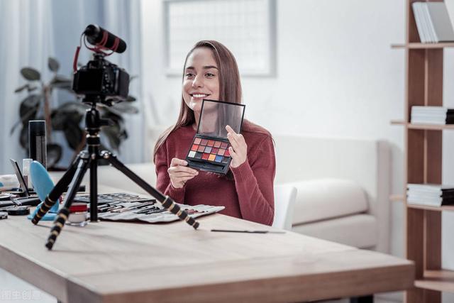 短视频|取代短视频,2022年最赚钱的项目是赋能同行:有人已月入7位数