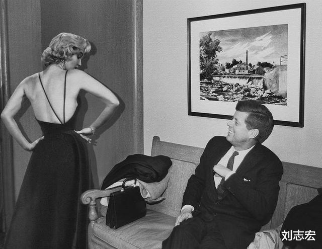 约翰·肯尼迪|肯尼迪最美艳的情人：分手后嫁给石油大亨被宠成宝，比梦露有福气