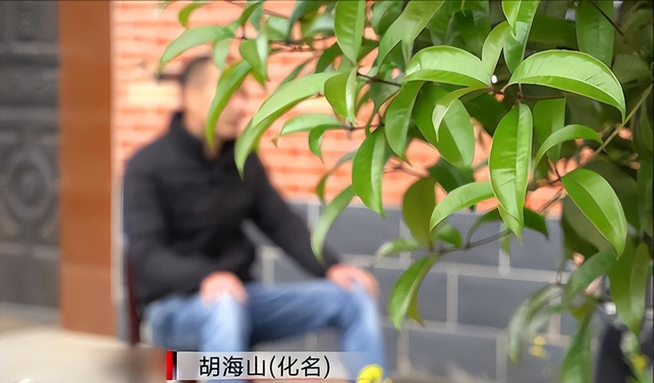 20年湖北老人家中去世,亲戚称是摔死,儿子回家奔丧变脸:快报警