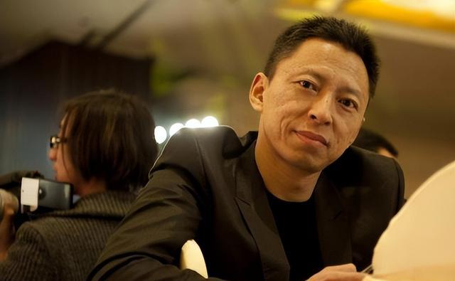 张朝阳|富豪张朝阳：个人身家约56亿元，58岁仍单身，有不少“绯闻对象”