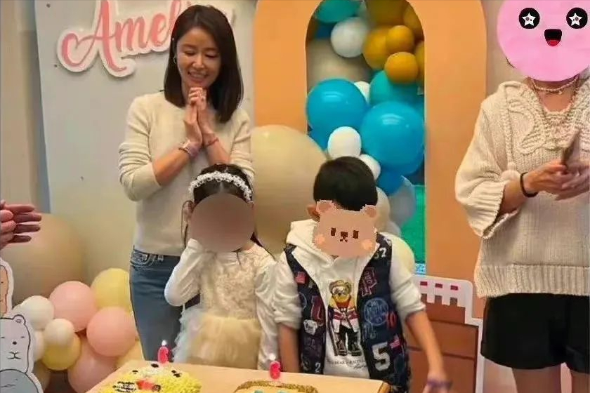 林心如|林心如翻车：台湾网友曝女儿正脸，微博上发怒，被怼咋不去ins骂