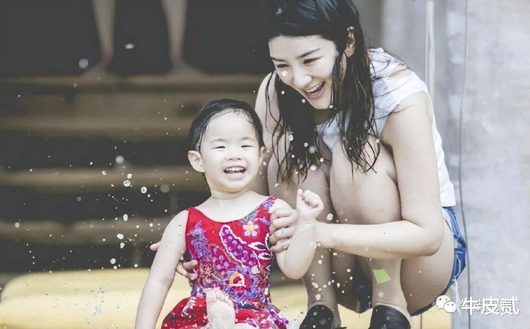 黄奕|黄奕和黄毅清离婚8年后：她独自带娃涅磐重生，他入狱毁了一生