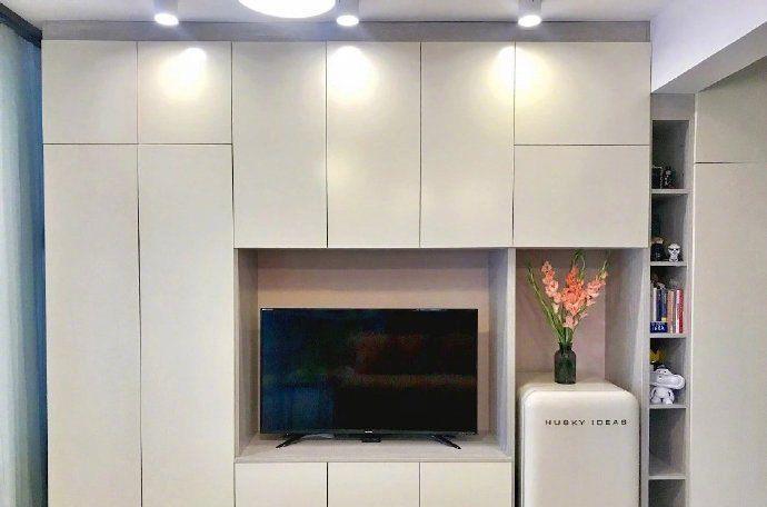 北漂8年,28㎡的单身小窝装出小白领的干练和梦想的寄托!