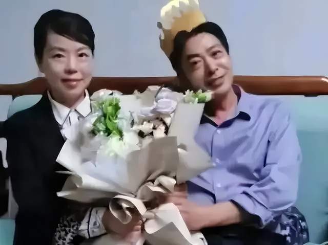 潘克律师被举报后激发斗志,称会支持许敏到底,网友对其寄予厚望