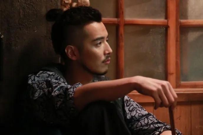 李现|从一夜成名到“销声匿迹”，李现怎么就不“红了”？