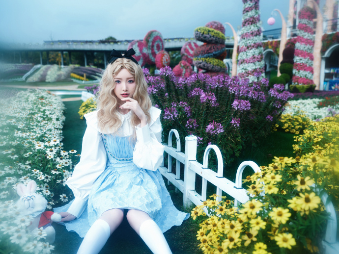 毛晓彤|毛晓彤化身爱丽丝,梦游仙境大片