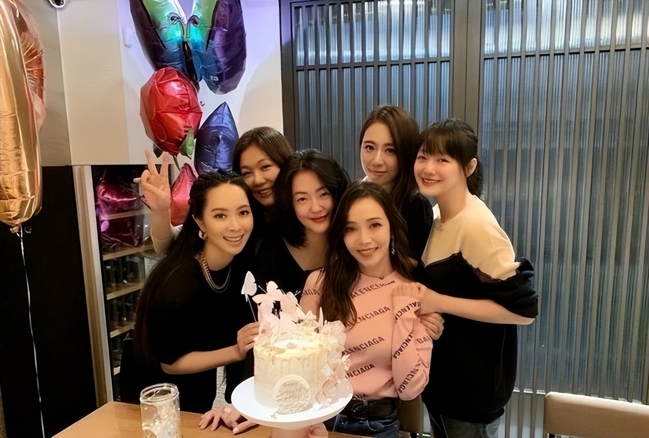 大S|具俊晔真娶到宝了!大S霸气护夫不舍跟欧巴分离,婚后随便穿都美