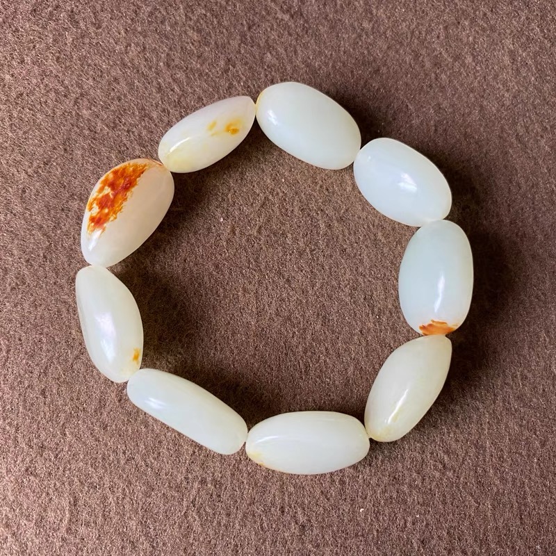 和田玉籽料|和田玉籽料和山料那个更好？