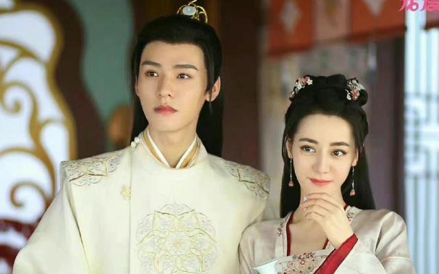 预告片|又一热剧来袭，预告明天上线，光看海报就已经迫不及待了