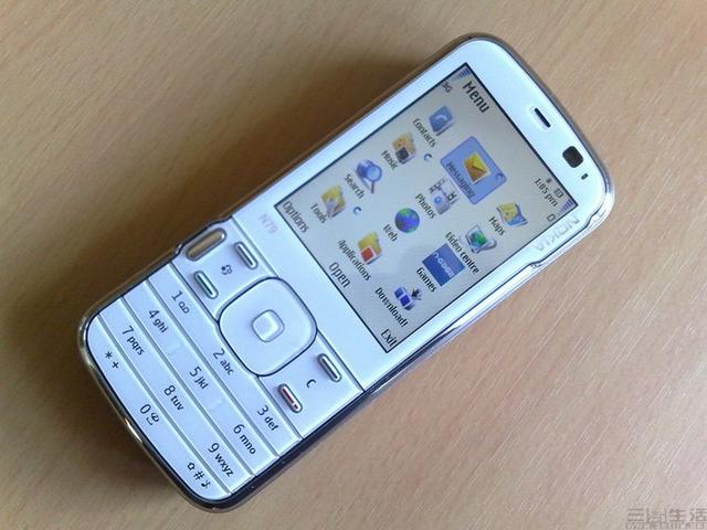 LG|诺基亚的功能机，在2022年又火了？