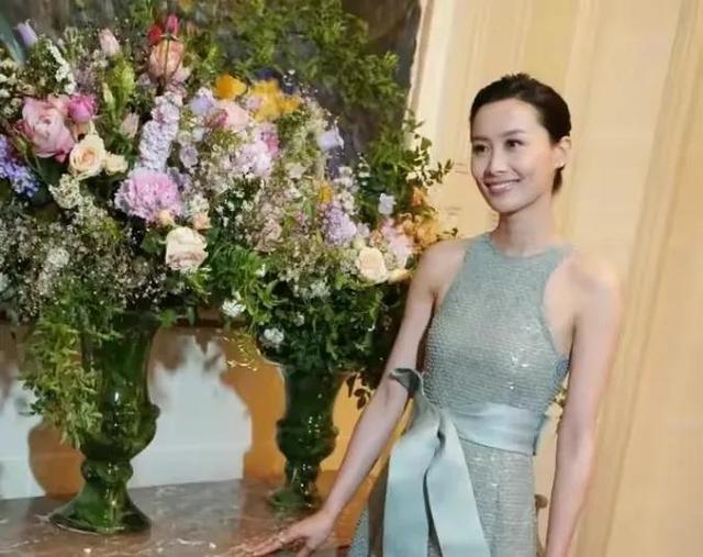 陈法拉|放弃豪门二婚嫁外交官 被嘲弃妇的陈法拉是如何靠自己走上巅峰的?