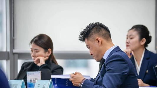 衬衫|公务员要出现“新变化”?预计2022年全面实行,铁饭碗还香吗?