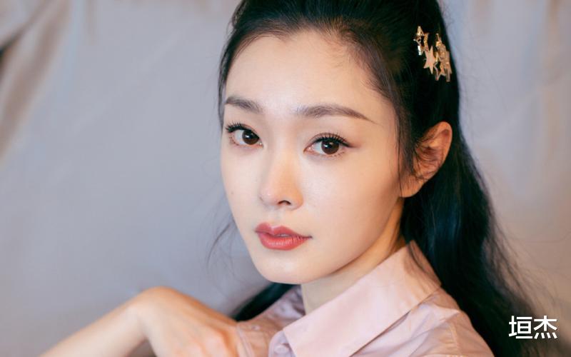 生图|痘痘脸、赘肉、五五分！生图里的“女神”明星，都因“照骗”翻车