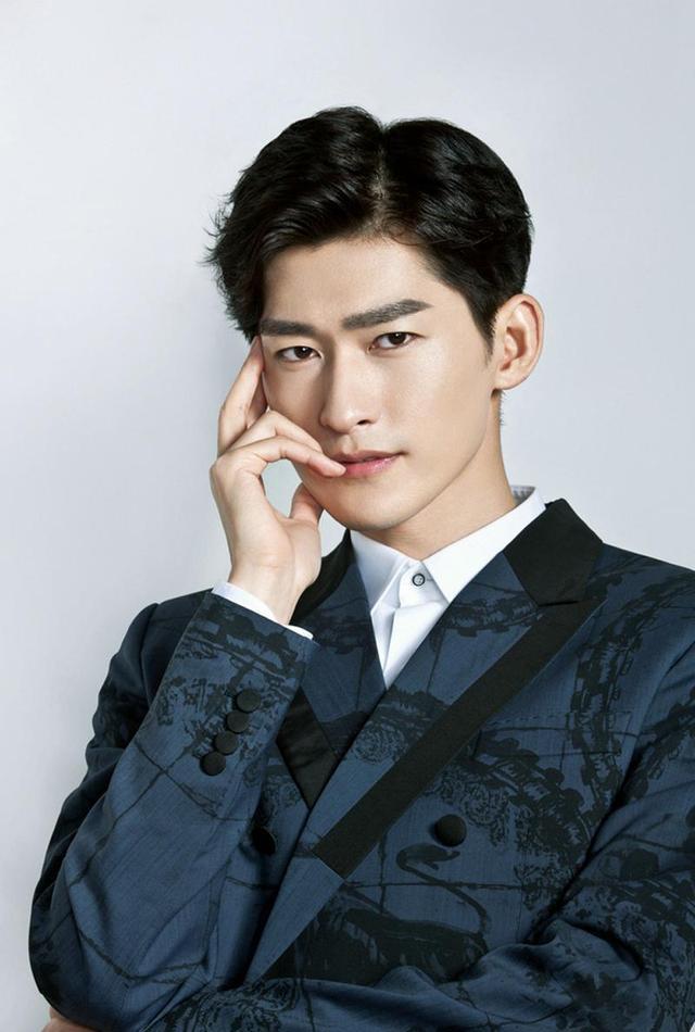 杨紫|这4位演员被拽下神坛，从收视王者到扑街毒药，究竟经历了什么？