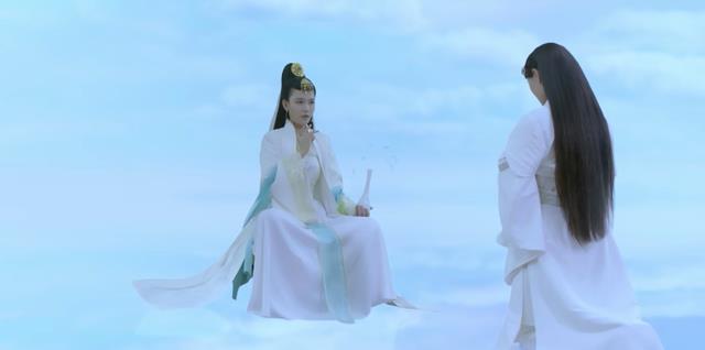 新白蛇传|《新白蛇传》白娘子女扮男装敷衍，假睫毛咬唇妆，被指扮了个寂寞