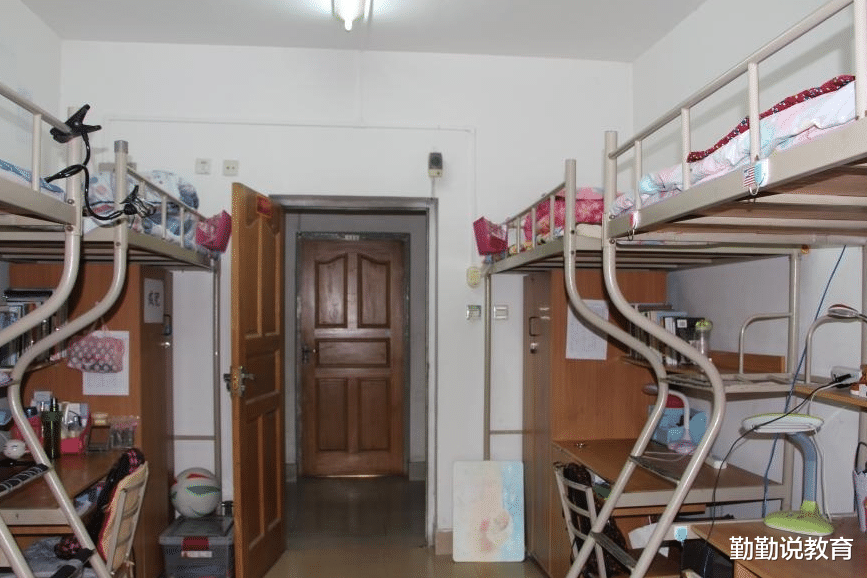 万达|为啥大学生宁愿花2000在外租房,也不住600的宿舍?原因无非这3点