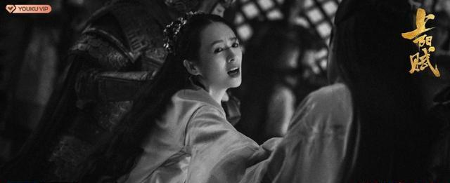 章子怡|章子怡，你为什么总活在过去的荣耀里，该认清现实了