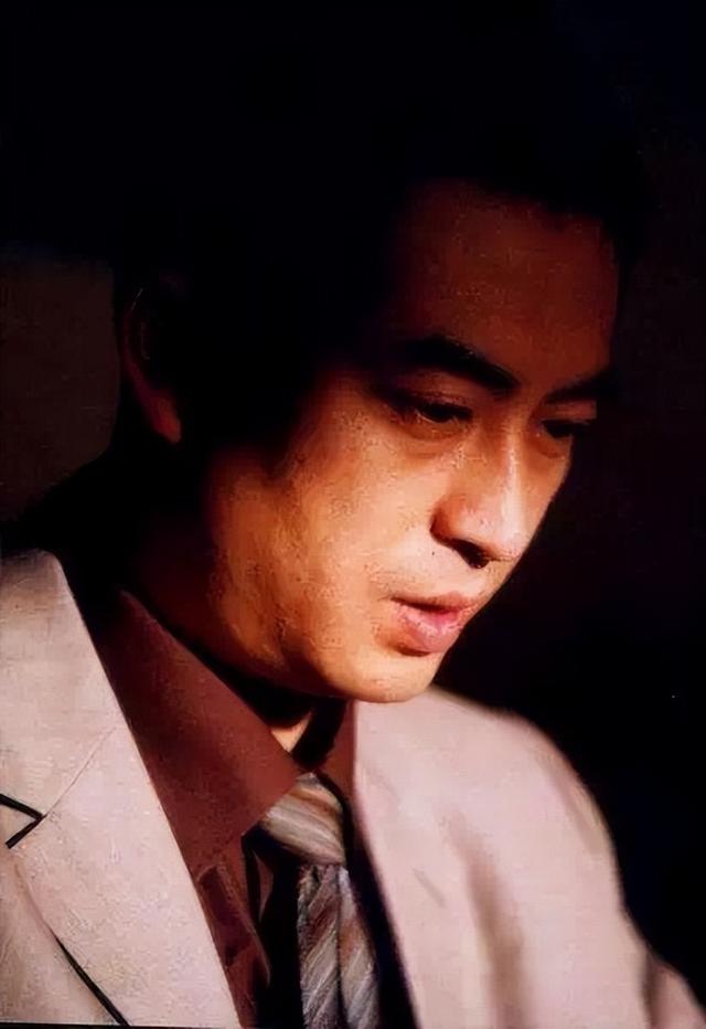 张嘉益|张嘉译:受不了前妻的满脸嫌弃,余生不会辜负二婚的王海燕