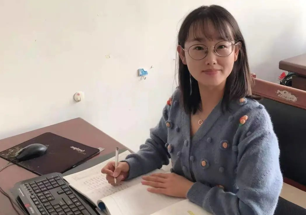 高校|在C9高校面前,师范生都得靠边站,是招聘老师还是在“比大学”?