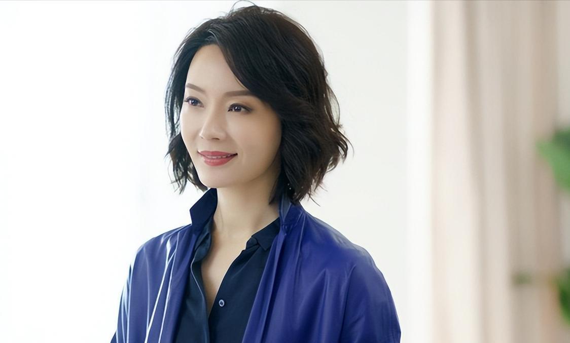 一进门就当后妈，富豪丈夫多次被曝婚外情，结婚14年陈数图什么？
