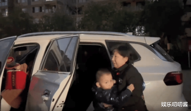 秦海璐|治服帖了？熊磊被许敏宠成“小公主”，如今主动为杜新枝铺床