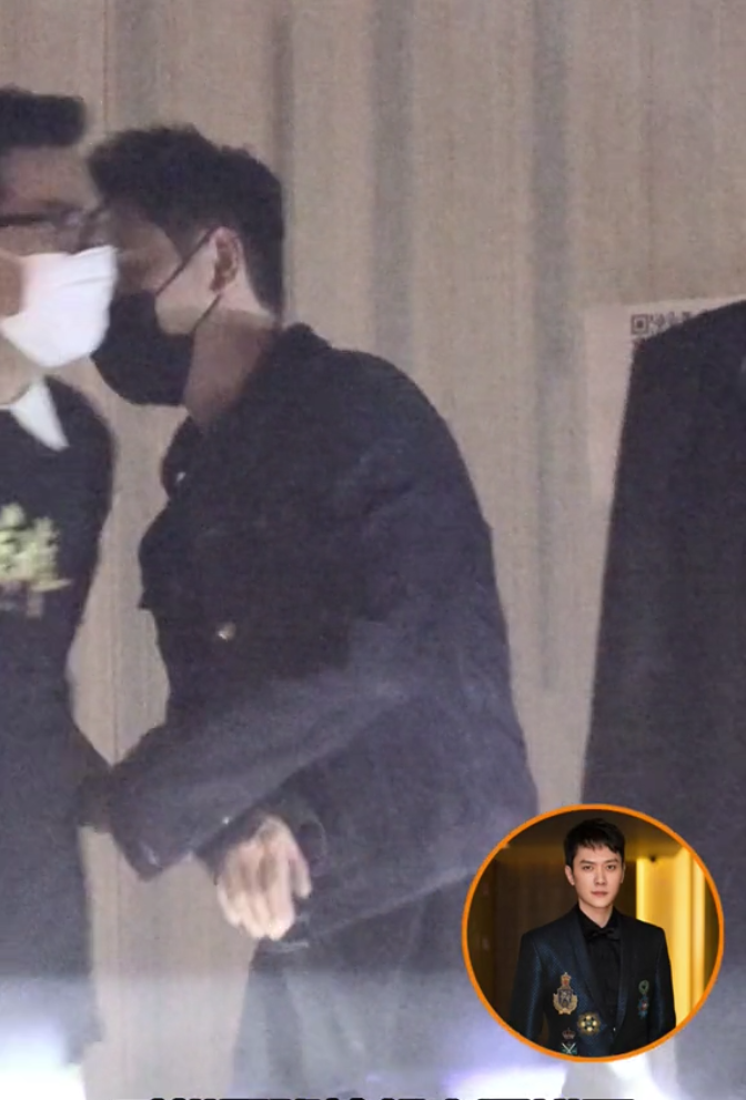 冯绍峰|44岁冯绍峰深夜醉酒,紧拉导演手不放还拥抱,疑向其求资源显卑微