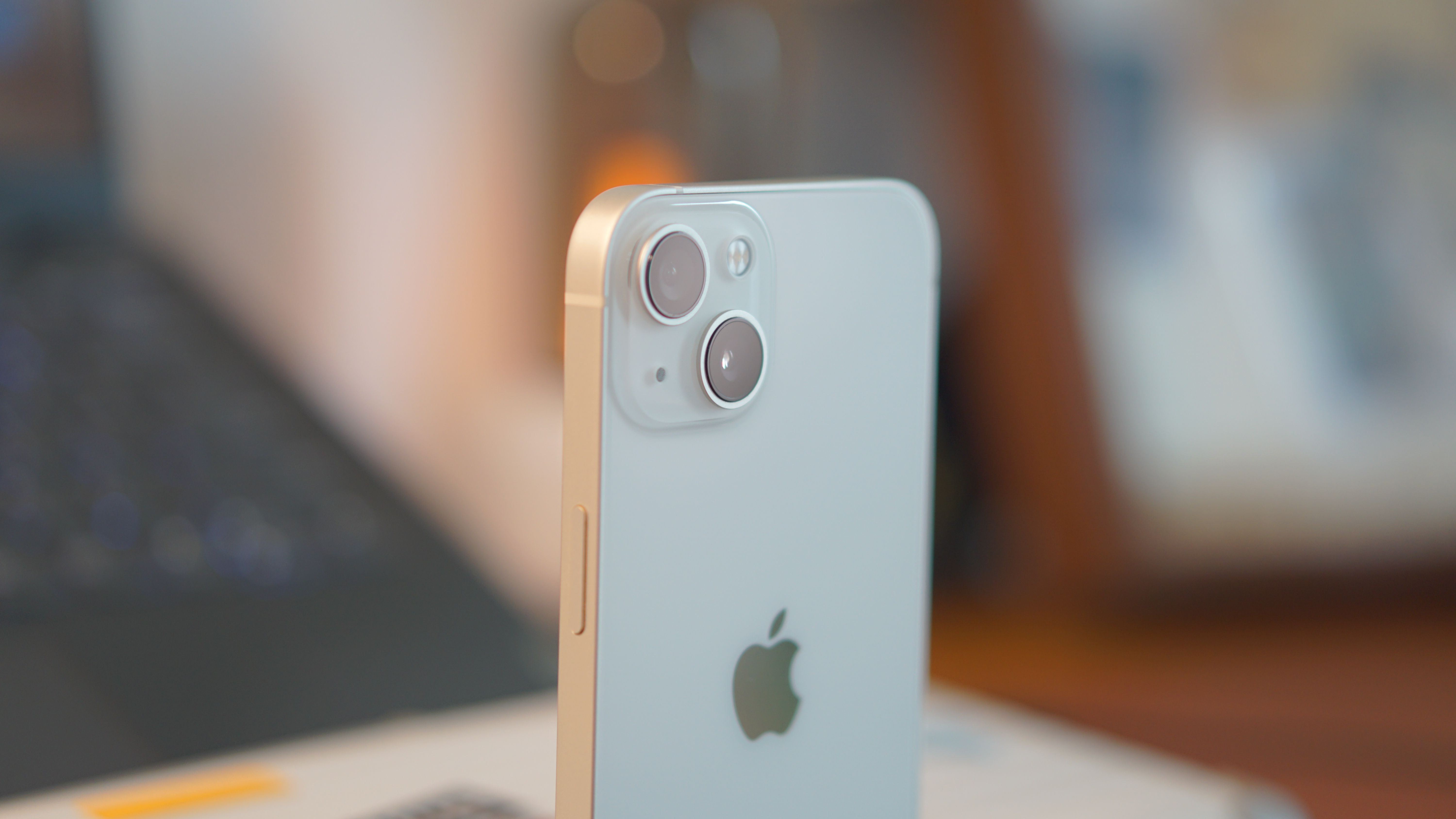 魅族|魅族粉丝七年之痒！无奈投入 iPhone 怀抱，真香